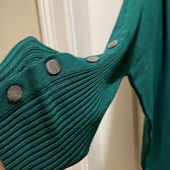 Alfani green batwing sweater (sz s) - Picture 2 of 8